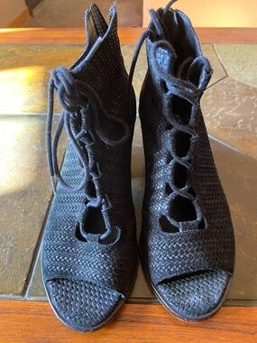 Eileen Fisher Black Woven Lace-Up Ankle Shoes
